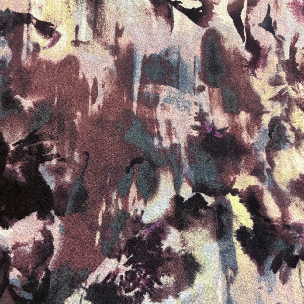 Women’s Medium Simply Vera Vera Wang Purple Tone Abstract Floral Top - Picture 6 of 6